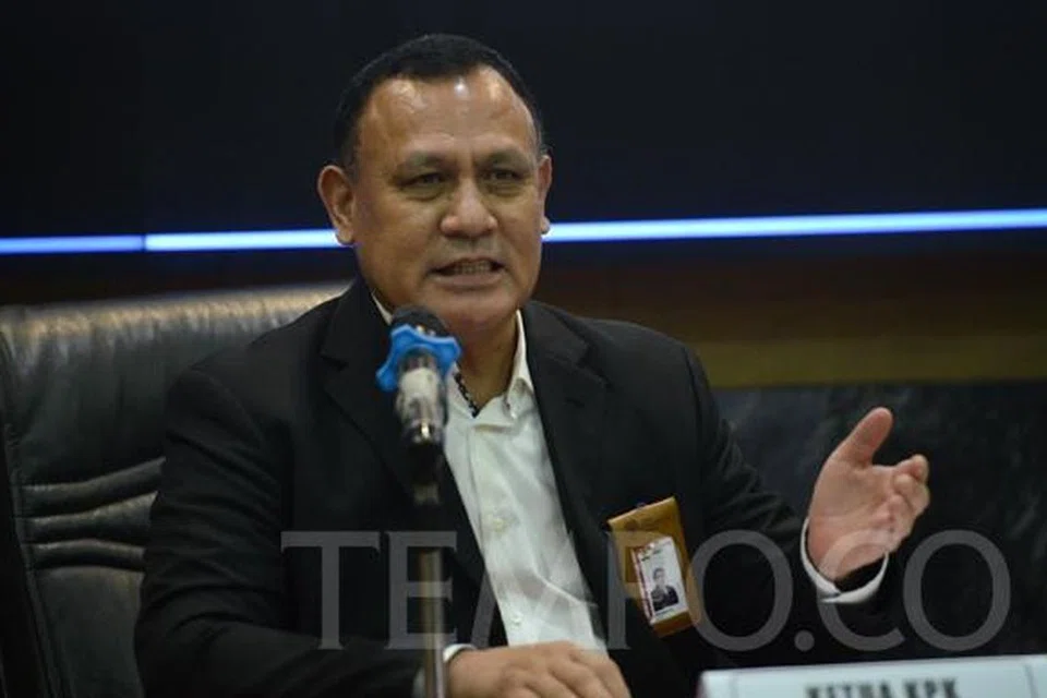 KETUA AGENSI PENCEGAH RASUAH: Encik Firli Bahuri, ketua badan pencegah rasuah Indonesia, telah dipanggil Polis Metro Jakarta, untuk siasatan dakwaan kes pemerasan. 