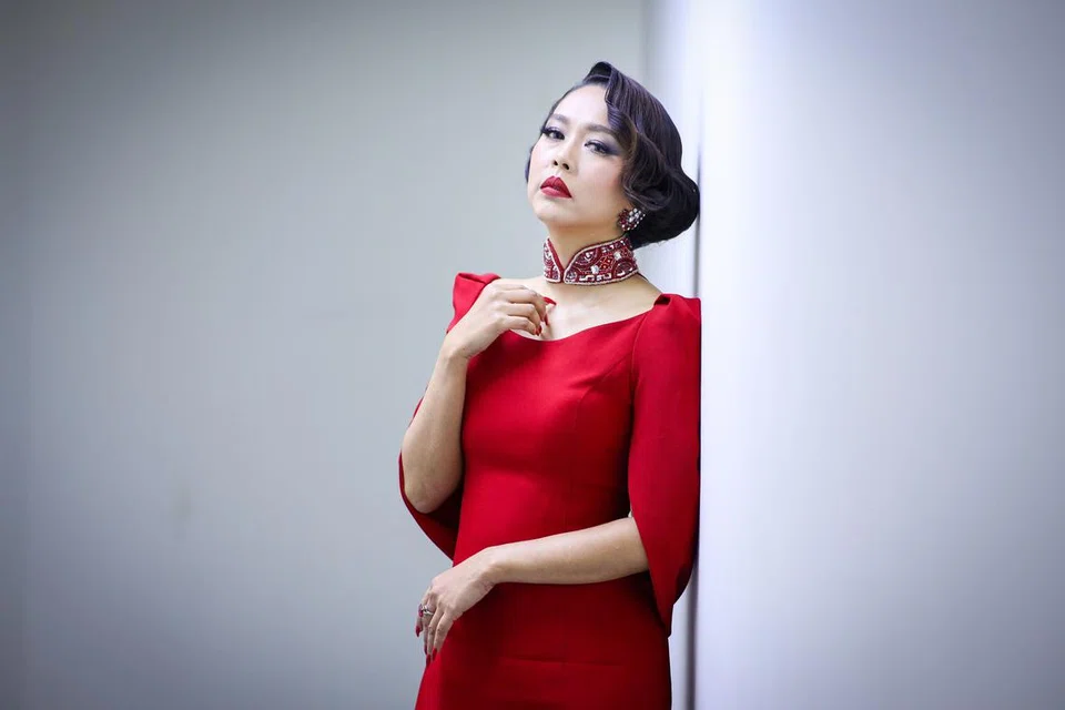 Datuk Syafinaz Selamat, selaku juri, ingin semua peserta yakin dengan kebolehan masing-masing dan tidak takut dengan peserta yang disebut-sebut sebagai juara, Liza Aziz.