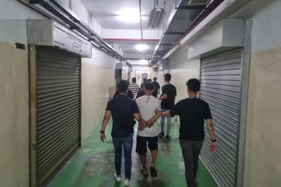 OPERASI GEYLANG: 50 individu disiasat atas dakwaan kesalahan perjudian haram dan aktiviti maksiat, selepas sebuah operasi yang dijalankan pelbagai agensi selama 11 hari di Geylang.