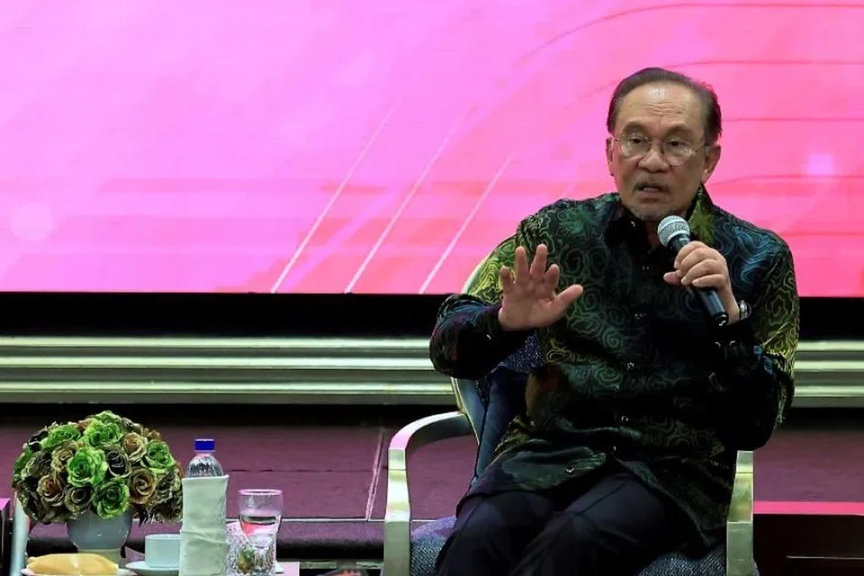Presiden Parti Keadilan Rakyat (PKR) yang juga Perdana Menteri Malaysia, Datuk Seri Anwar Ibrahim.