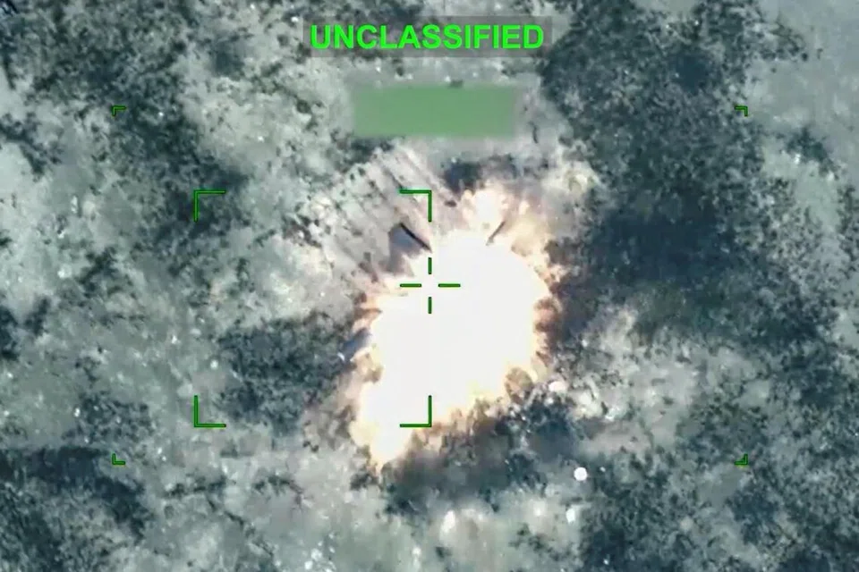 Letupan kelihatan susulan serangan ke atas dron Iran di lokasi yang tidak dinyatakan, menurut Komando Pusat Amerika Syarikat (CENTCOM), dalam tangkapan skrin daripada video edaran yang dikeluarkan pada 22 Mac 2026.