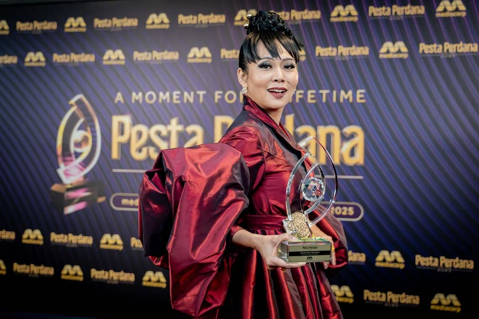 wahyu rahman, personaliti wanita paling popular, pesta perdana, menang