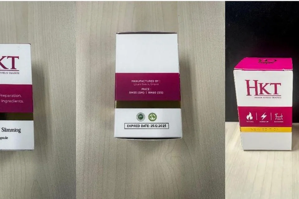 BAHAYA: HKT Herba Kurus Tradisi mendakwa ia kononnya produk 100 peratus herba dan tidak mempunyai bahan terlarang namun dikesan mengandungi paras tinggi bahan sibutramine.
