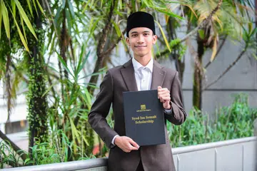 Encik Alfawzul Kabir percaya program pembangunan yang disediakan Biasiswa Syed Isa Semait, membantu beliau membentuk masa depan yang lebih terarah.