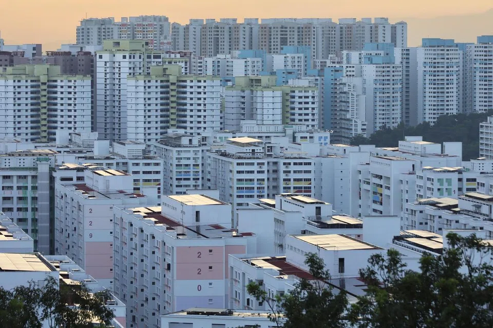 hdb, flat jualan semula