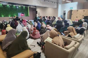 masjid darul makmur, kuliah, muslimah