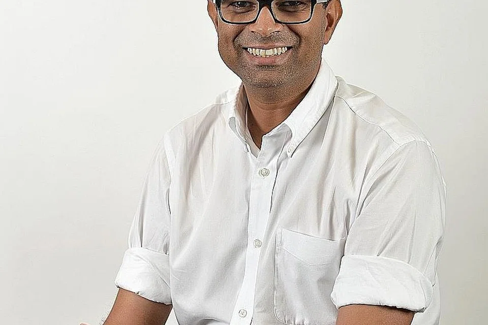 DR JANIL PUTHUCHEARY: Mengatakan bahawa kerja panel bukan mudah kerana anggota panel perlu melihat butiran lebih terperinci dalam melaksanakan pendidikan wajib agar ia dapat menghargai keprihatinan dan kesukaran pengendalian selain memikirkan huraian terbaik bagi kanak-kanak berkenaan. - Foto fail THE STRAITS TIMES