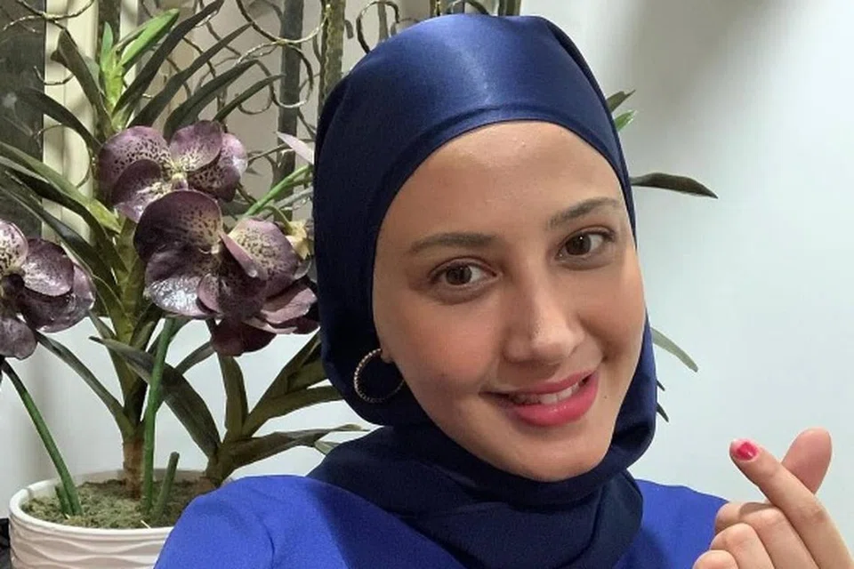 NAFI DIRINYA SAKIT: Fathia Latiff bengang dengan sikap netizen yang menganggap dirinya sakit dan gemar membuat tuduhan melulu terhadapnya.