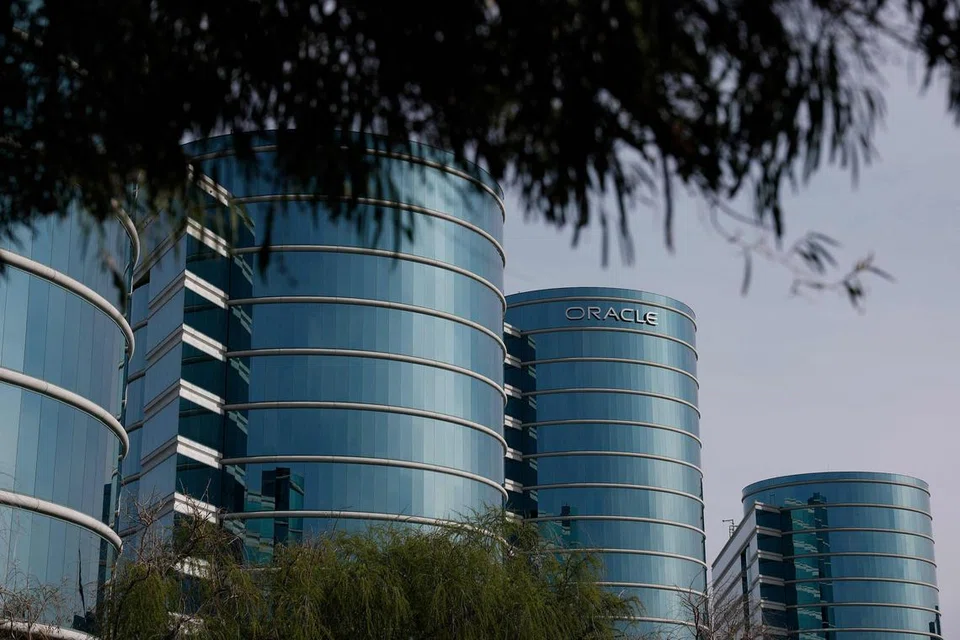 Oracle akan menyediakan Angkatan Bersenjata Singapura (SAF) dan  Kementerian Pertahanan dengan prasarana pengkomputeran awan terpencil melalui ‘jurang udara’, yang diasingkan daripada Internet.
