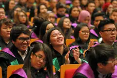 PERUBAHAN KRITERIA: Para pelajar politeknik yang ingin memohon bagi kesemua universiti berautonomi (AU) di sini, termasuk Universiti Nasional Singapura (NUS) dan Universiti Teknologi Nanyang (NTU), tidak lagi akan di ambil kira keputusan GCE 'O'. - Foto BH oleh SEAH KWANG PENG