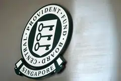 BEKALAN PERSARAAN: Anggota CPF yang berumur di bawah 55 tahun akan terus dibayar faedah tambahan 1 peratus pada $60,000 pertama dari baki gabungan mereka.