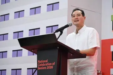 Menteri Negara Kanan (Penerangan dan Pembangunan Digital merangkap Kesihatan), Encik Tan Kiat How, menghadiri Sambutan Warga Emas Kebangsaan 2026 di HDB Hub pada 30 Oktober.