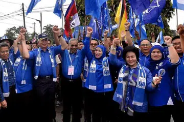 BUMI KENYALANG: Rakyat Sarawak kini menghadapi pilihan raya negeri yang menyaksikan 82 kerusi jadi taruhan dengan 11 kawasan undi baru diperkenalkan. - Foto mSTAR ONLINE