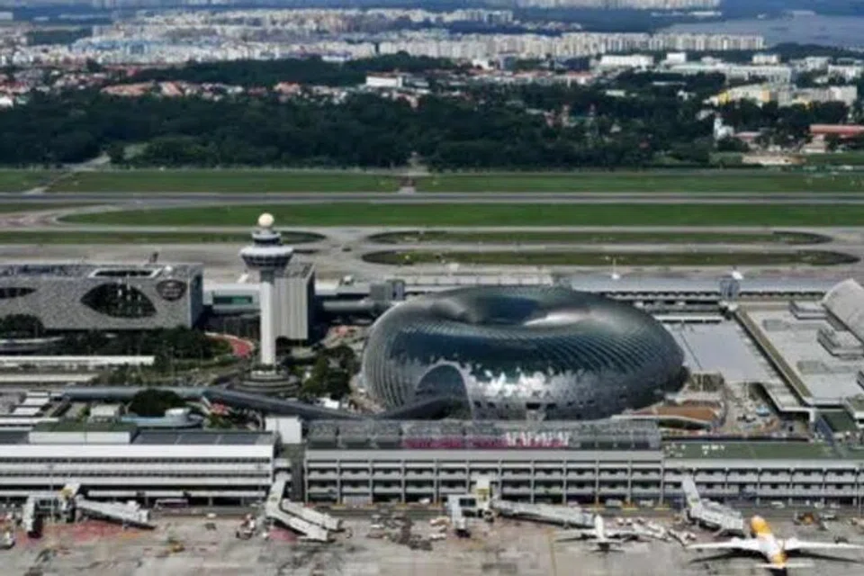  tapak ujian lapangan terbang pertama di dunia, enjin pesawat kipas terbuka generasi akan datang, perjanjian yang dimeterai Penguasa Penerbangan Awam Singapura (CAAS), Sidang Puncak Penerbangan Changi