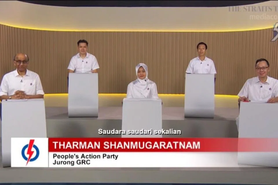 Calon PAP di GRC Jurong, Menteri Kanan Encik Tharman Shanmugaratnam (kiri) berkata pasukannya mahu: "membantu warga Singapura yang kehilangan pekerjaan untuk mendapatkan pekerjaan lain, dan memastikan majikan tidak mencari helah mudah untuk menolak warga Singapura matang atau pertengahan usia."
