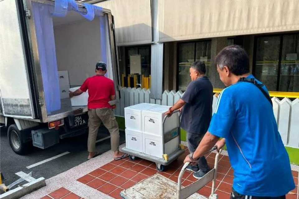 Pembahagian daging oleh SalamSG Korban di Daerah Timur. Foto ini dirakam pada 2023.  