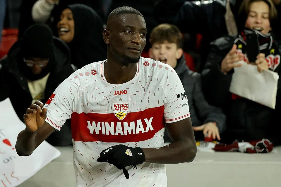 AMAT MENYERLAH: Pemain profesional kelab Jerman, Serhou Guirassy, membuktikan kemampuannya sejak berpindah ke Stuttgart dengan menjaringkan 14 gol dalam lapan perlawanan liga sehingga mendapat tumpuan kelab-kelab serata Eropah.
