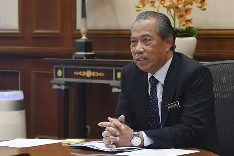 ''Muafakat Nasional sepakat memberi sokongan tidak berbelah bahagi kepada pimpinan Perdana Menteri, Tan Sri Muhyiddin Yassin. ''Selari dengan keputusan itu, semua Ahli Parlimen (AP) Umno dan PAS memberi sokongan penuh kepada Tan Sri Muhyiddin Yassin sebagai Perdana Menteri Malaysia.'' - Kenyataan bersama Umno, PAS