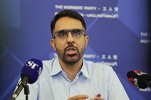 ENCIK PRITAM SINGH: Calon WP boleh berbahasa Mandarin tetapi tahap kefasihan yang diperlukan dalam perbahasan secara langsung adalah lebih tinggi.