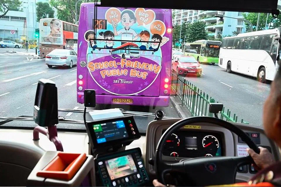 Skim percubaan Khidmat Bas Awam Mesra Sekolah bertujuan menjadikan pengangkutan awam  pilihan berdaya maju bagi kanak-kanak kecil yang bersekolah, memandangkan  kekurangan pemandu bas sekolah privet. 