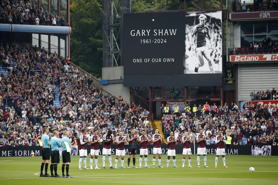 Beberapa detik diperuntuk bagi menyingkap pemergian bekas penyerang Aston Villa, Gary Shaw, semasa perlawanan Liga Perdana England (EPL) Aston Villa menentang Wolves. Nigel Spink, bekas penjaga gawang Villa, merenung semula kejayaan Villa di peringkat Eropah pada 1982. 