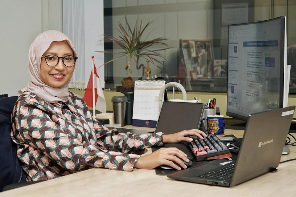 Biasiswa Lee Kuan Yew membuka jalan buat Dr Asyifah Mohamed Rashid, melanjutkan pengajian Sarjana Eksekutif Global dalam Pentadbiran Perniagaan di sekolah perniagaan, Insead.