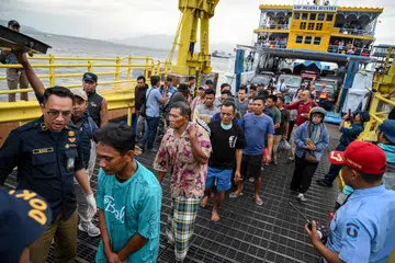 Pelabuhan Ketapang, Banyuwangi, Jawa Timur, feri karam, bali
