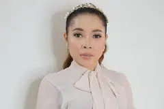 PERASAAN TERGURIS: Nadeera hampir putus asa hingga tidak mahu menyanyi kerana sudah penat sambutan masih suam-suam kuku biarpun lebih sedekad bergelar penyanyi. 