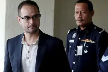 KES DI MAHKAMAH: Anak tiri bekas Perdana Menteri, Datuk Seri Najib Razak, Riza Shahriz Abdul Aziz, dilepas tanpa dibebaskan oleh Mahkamah Sesyen hari ini.