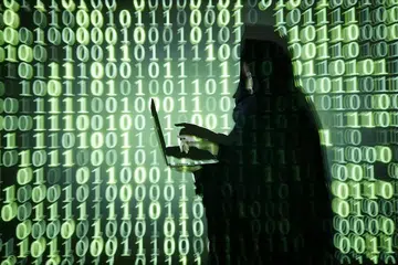 SISTEM DARAT SASARAN UTAMA: Sasaran utama serangan siber ke atas rangkaian satelit ialah sistem darat. Jika berjaya, penceroboh boleh mendatangkan malapetaka dengan menghantar arahan salah atau memuat naik sofwe jahat ke pelbagai komponen rangkaian yang terjejas. - Foto fail