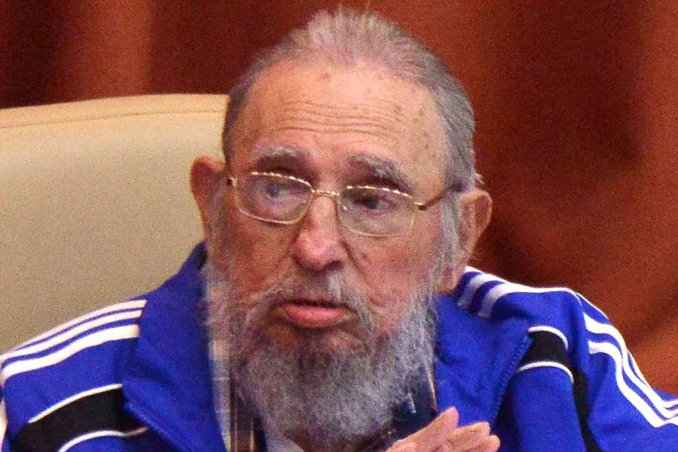 ENCIK FIDEL CASTRO: Keluarkan kenyataan membabitkan kematian dalam ucapan pada kongres Parti Komunis. - Foto AFP