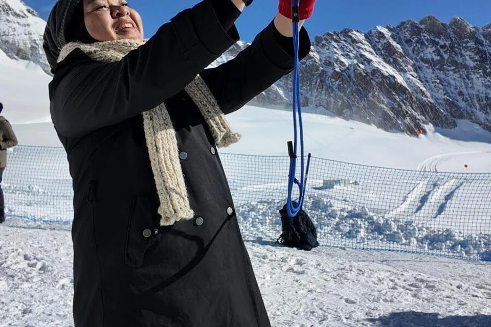 Berswafoto sebelum mengucapkan selamat tinggal kepada kecantikan alam semesta ini.