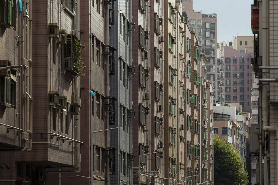 The 100 biggest real estate developers saw new-home sales drop 25.5 per cent from a year earlier to 559 billion yuan in November.