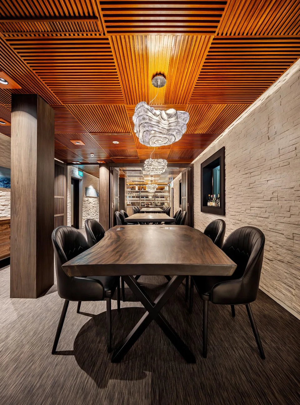 Iru Den has lowered its prices from over S$300 to S$128 and S$258.