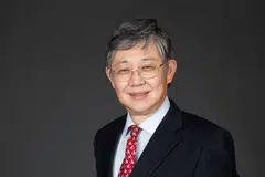 Shih Wing Ching, chairman of Centaline, says local governments should be banned from selling land.