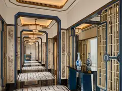 Jin Ting Wan's arrival lobby.