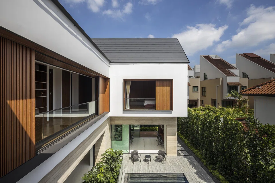 The master bedroom as seen from the staircase wing.