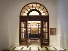 The entrance of Gilmore & Damian D'Silva at National Gallery.