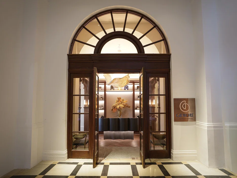 The entrance of Gilmore & Damian D'Silva at National Gallery.