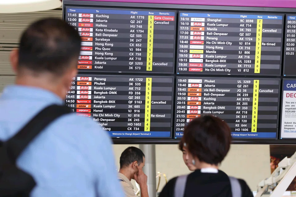 Calls to allow dual citizenship have increased amid concerns about a brain drain, as Indonesians leave the country for better opportunities abroad.