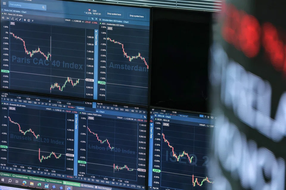 The European Stoxx 600 index closed 0.28 per cent lower at 535.03 on Monday, after touching its lowest level in over a month earlier in the session.