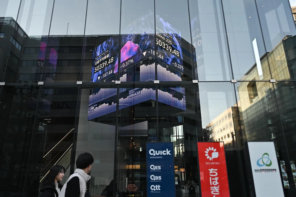 Japan’s Nikkei was up 0.8 per cent, buoyed by the strong earnings and forecast from Fast Retailing, the operator of the Uniqlo clothing brand. 