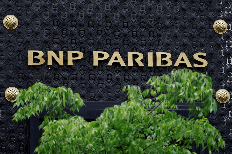 BNP Paribas will start a 1.15 billion euros (S$1.7 billion) share buyback programme to return some of its profits this year after receiving regulatory approval.