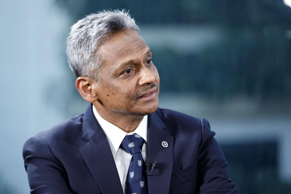 Governor Abdul Rasheed Ghaffour says Bank Negara expects continued ringgit volatility and that it is ready to curb any excessive fluctuation.