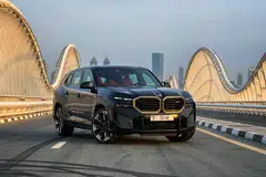 The BMW XM comes with a snarling big V8 engine with two turbochargers and a powerful electric motor, the whole lot nestled behind what must be the world’s biggest grille.