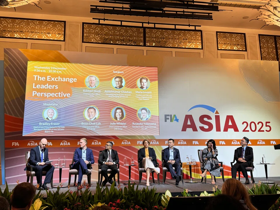 SGX chief executive Loh Boon Chye (third from right) at a panel with global exchange leaders at the Futures Industry Association Asia Derivatives Conference.