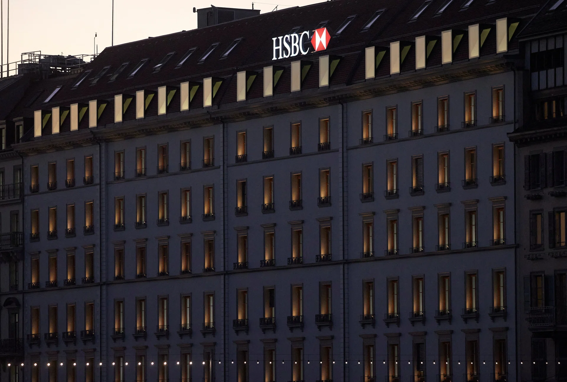 HSBC beats estimates with US$10.1 billion quarterly profit, announces fresh US$1 billion stock buyback