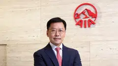 Lee says a leader’s everyday actions speak loudly and set the tone so that everyone understands what is expected of them and of others.