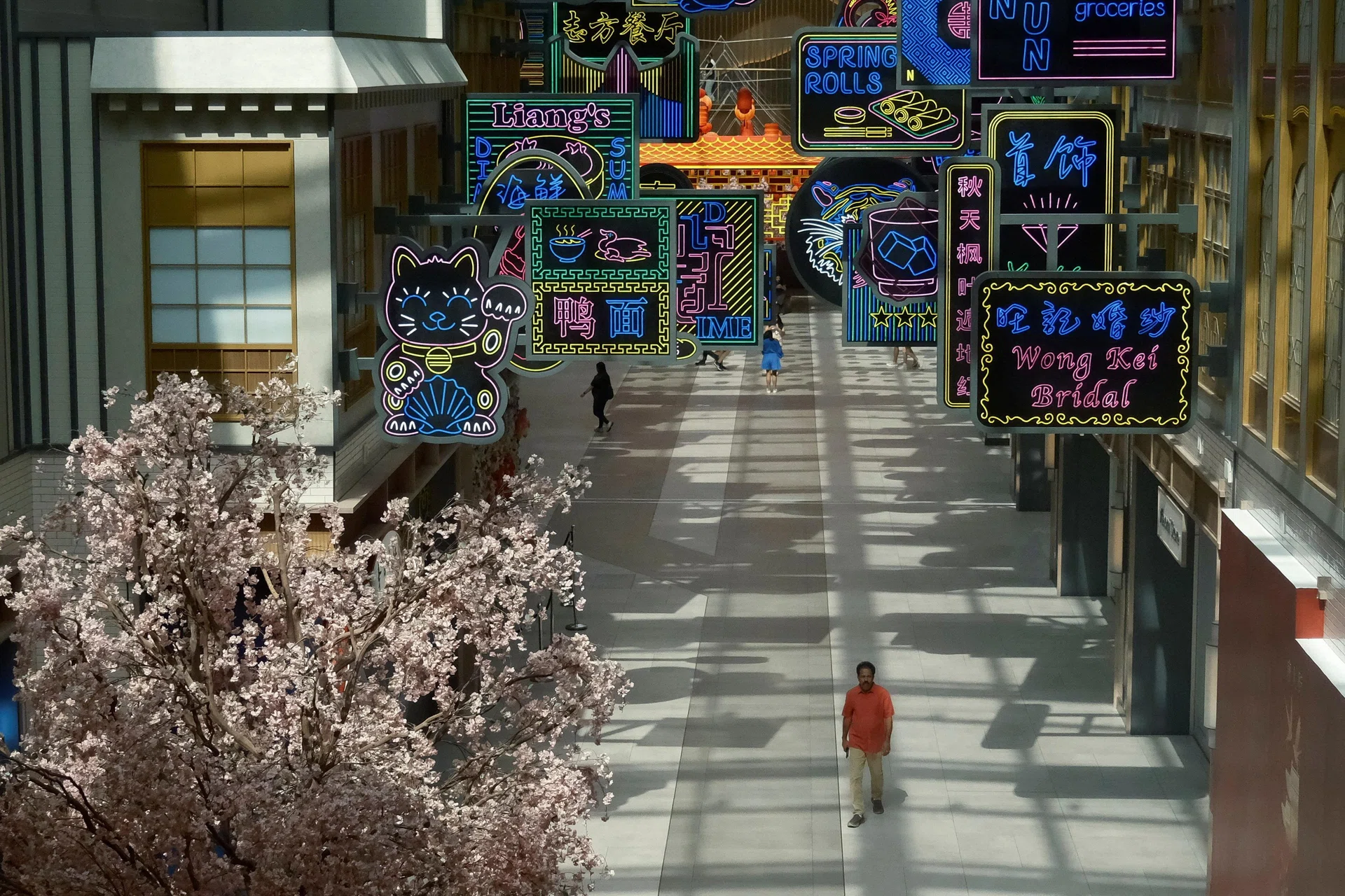 In Dubai, the world’s luxury brands face a wartime crisis