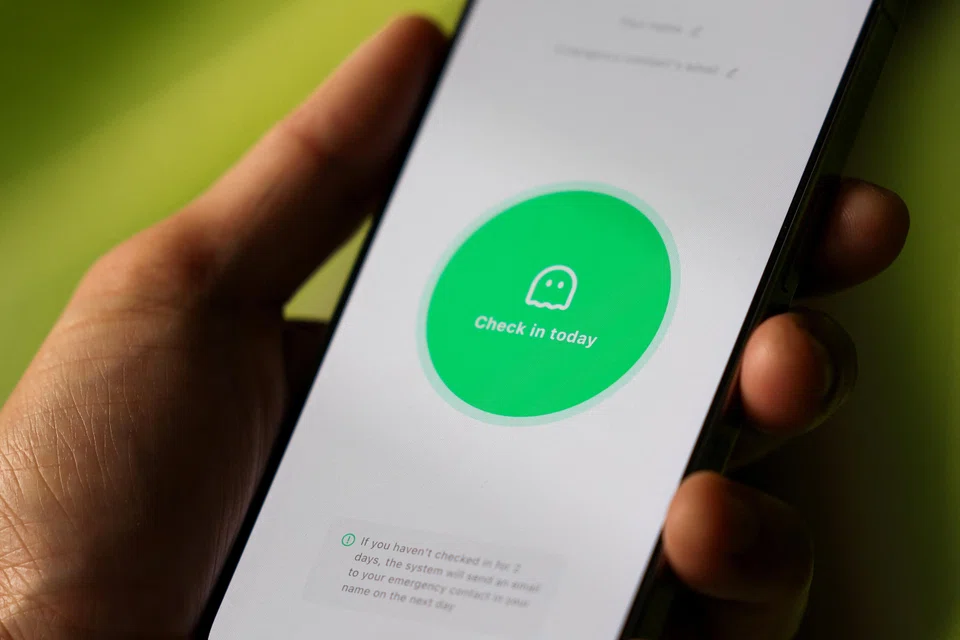 After a quiet removal from Chinese app stores, "Are You Dead" has been launched internationally as "Demumu".